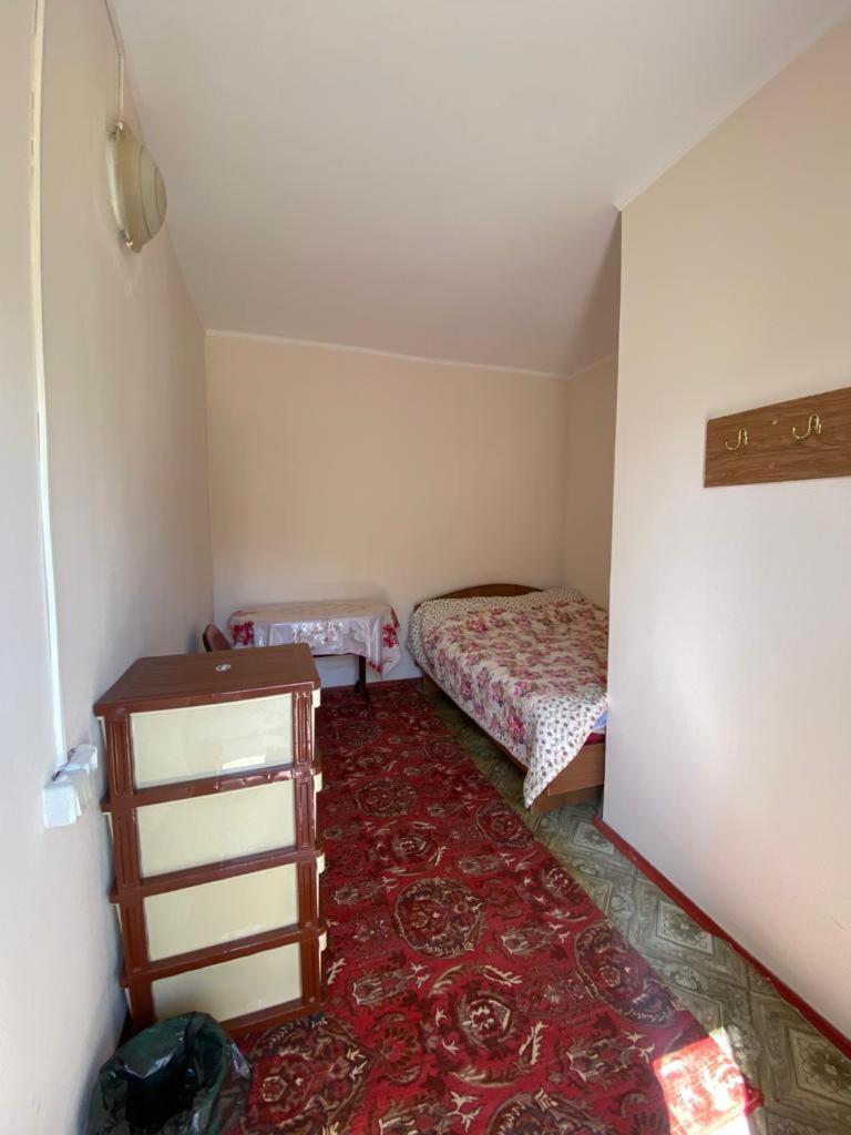 Guest House Regina Bulan Sogottuu Exterior photo