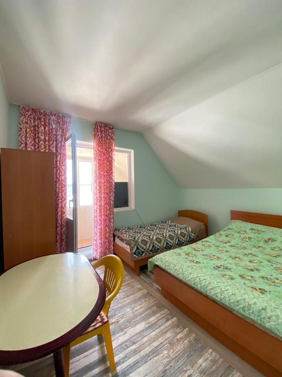 Guest House Regina Bulan Sogottuu Exterior photo